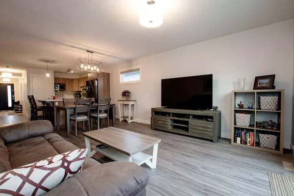 Grande Prairie, AB T8V 6S2,12701 102A ST