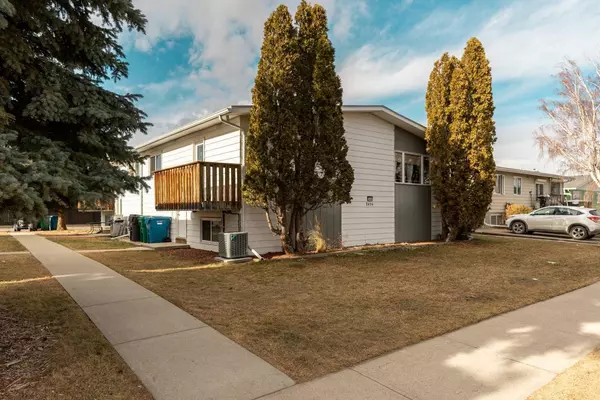 2406 23rd ST ##1, Lethbridge, AB T1H 4R7