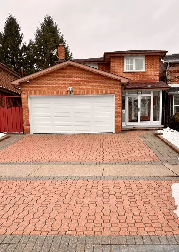 131 McCabe CRES, Vaughan, ON L4J 2S6