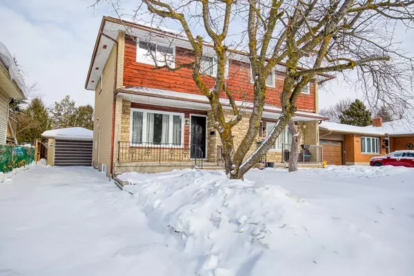 1358 Queen's BLVD, Kitchener, ON N2M 1C8