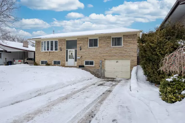 36 Somerset ST, Quinte West, ON K8V 5T7