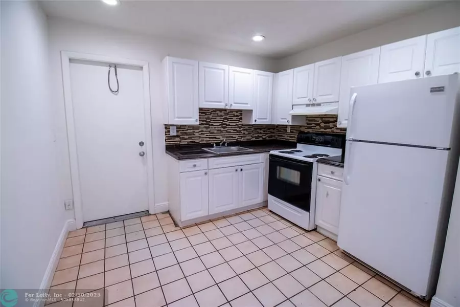 400 SW 8th Ave  #6, Fort Lauderdale, FL 33312