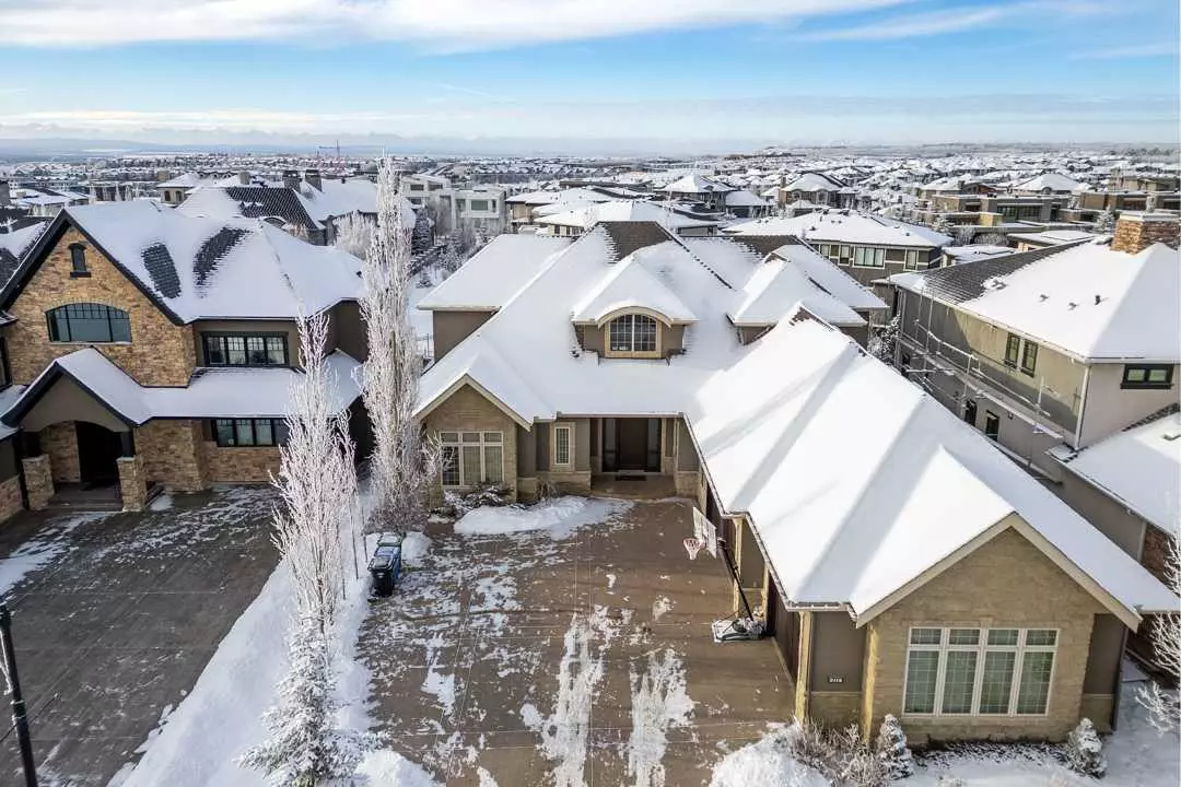 Calgary, AB T3H 0J6,211 Aspen Ridge PL SW