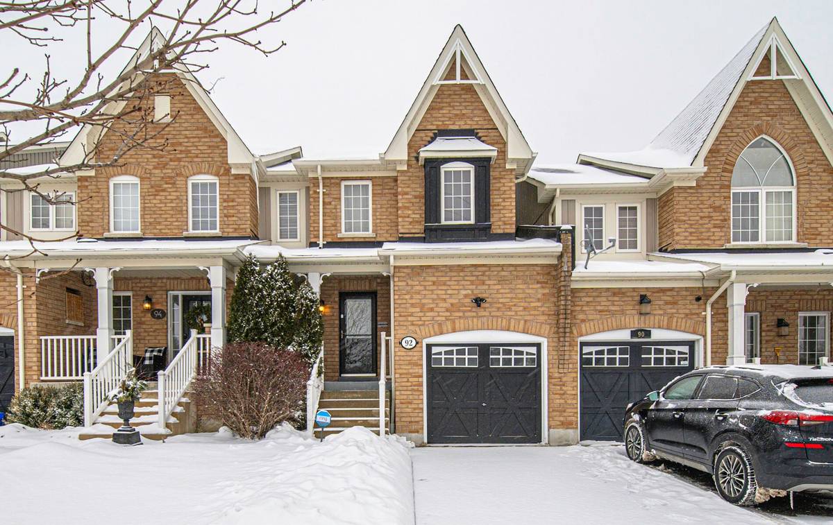 Whitby, ON L1M 0E1,92 Shrewsbury DR