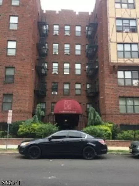 5 Pomona Ave  UNIT 2H, Newark City, NJ 07112