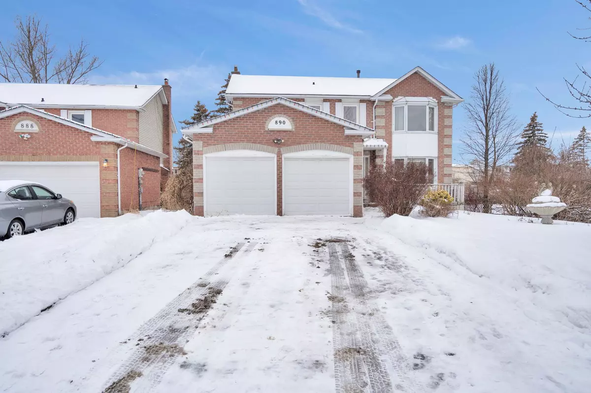 Whitby, ON L1N 7R5,890 Walton CT