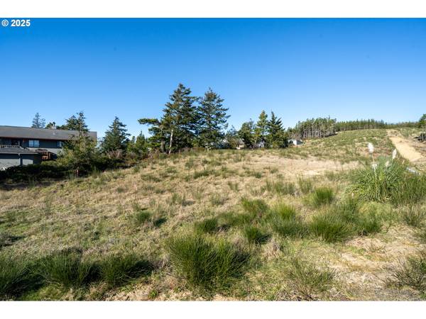 Roaring Tides-Lot 11 LOOP, Oceanside, OR 97134