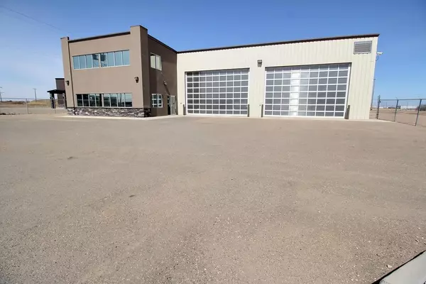 6710 56 ST, Lloydminster, AB T9V 3T7