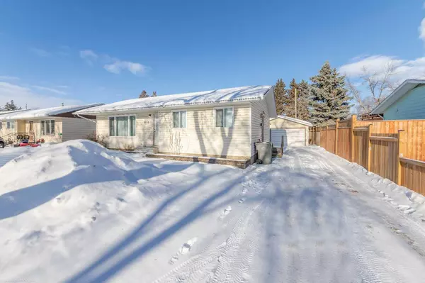 4716 37 ST, Lloydminster, SK S9V 0A6