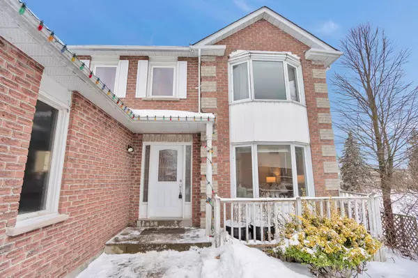 Whitby, ON L1N 7R5,890 Walton CT