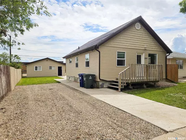 Rosetown, SK S0L 2V0,204 1st AVENUE E