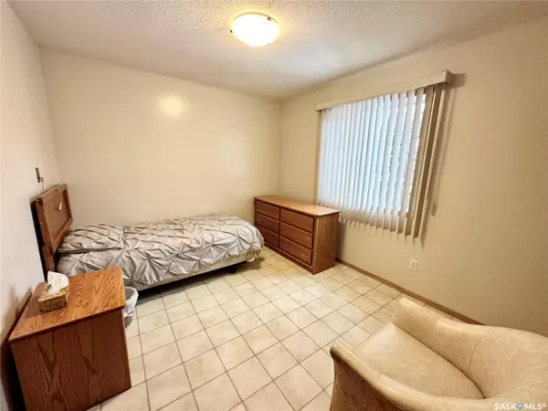 Regina, SK S4Y 1A6,8030 Sherwood PLACE