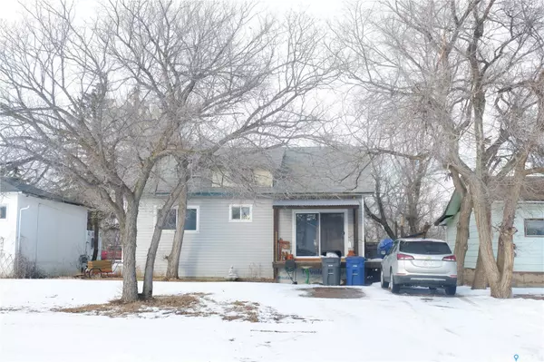 21 3rd STREET E, Willow Bunch, SK S0H 4K0