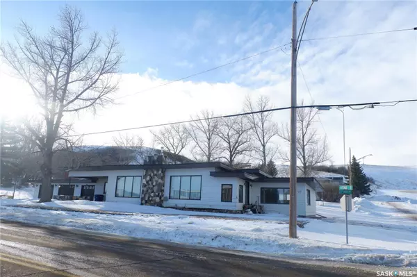 29 B AVENUE, Willow Bunch, SK S0H 4K0