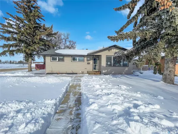 1123 George STREET E, Swift Current, SK S9H 1Z5