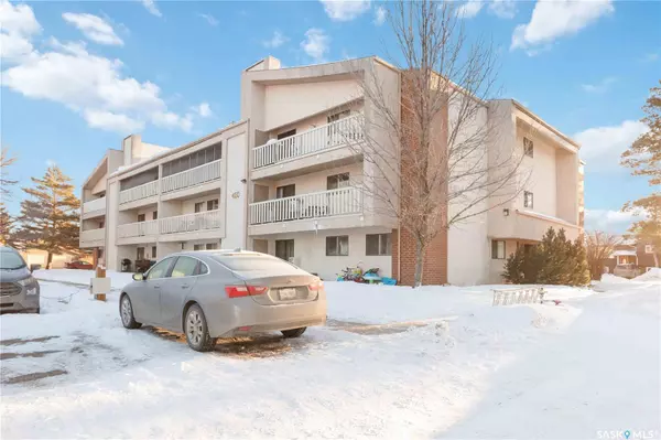 Saskatoon, SK S7J 4H7,310 Stillwater DRIVE #435