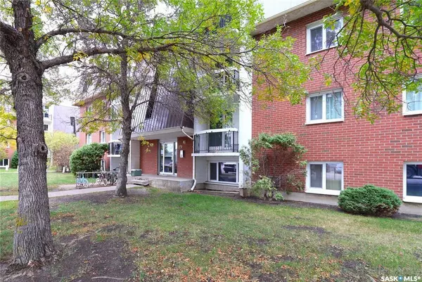 35 Centennial STREET ##24, Regina, SK S4S 6P8