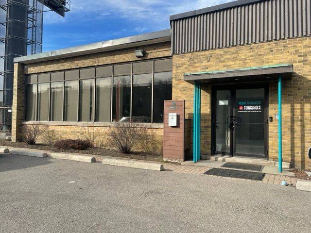 Toronto W08, ON M8Z 1M6,30 Fordhouse BLVD #A