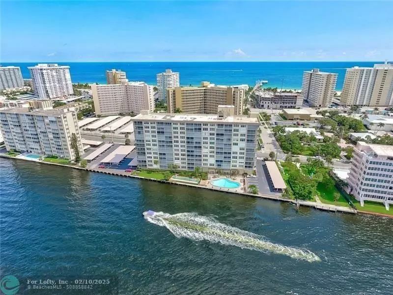 Pompano Beach, FL 33062,299 N Riverside Dr  #PH6