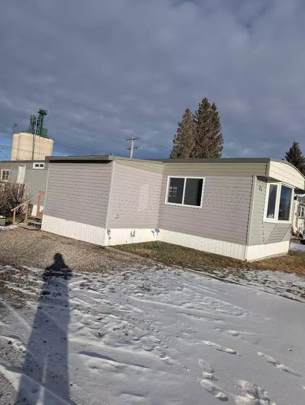 Magrath, AB T0K 1J0,266 2 ST W #31