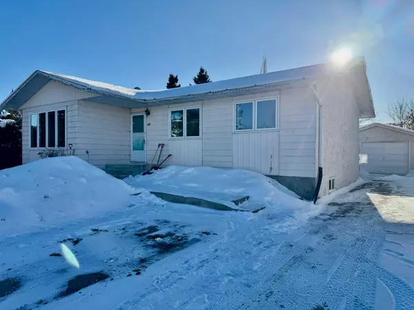 813 11 AVE SE, Slave Lake, AB T0G2A3