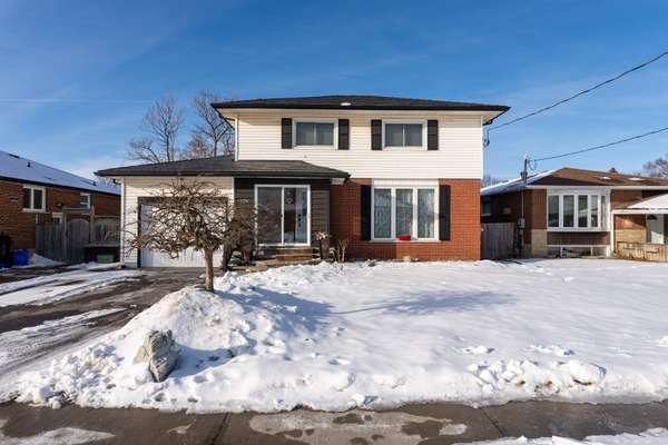 976 Olive AVE, Oshawa, ON L1H 2S9