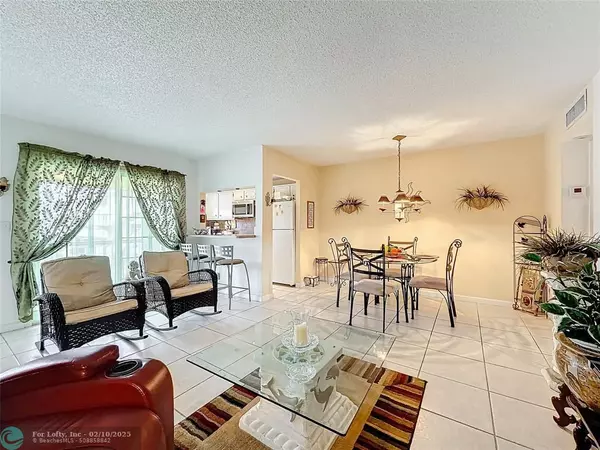 5300 Washington St  #i204, Hollywood, FL 33021