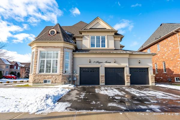 3 Shippee AVE, Hamilton, ON L8E 5G5