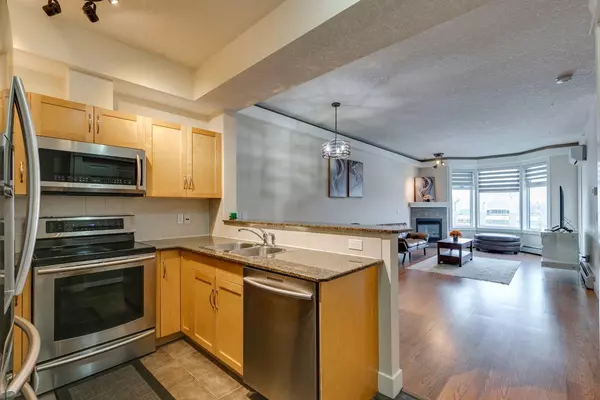 Calgary, AB T2H 3B3,5720 2 ST SW #412