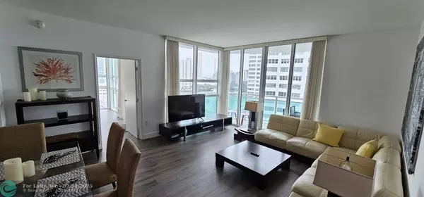 Miami, FL 33131,950 Brickell Bay Dr  #1110