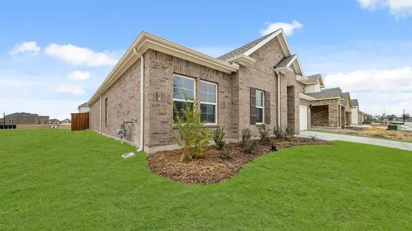 Forney, TX 75126,740 Vineyard Way