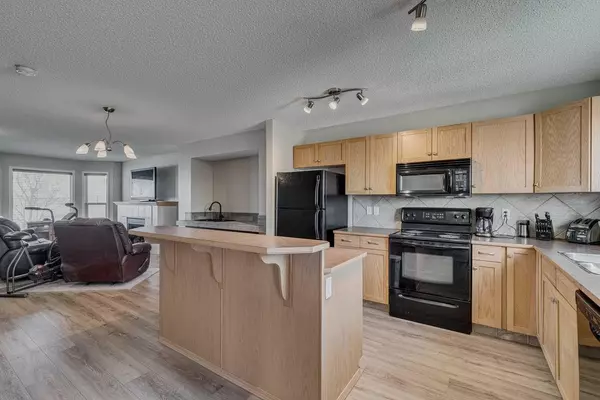 Calgary, AB T3E 1Y9,226 Cramond CT SE