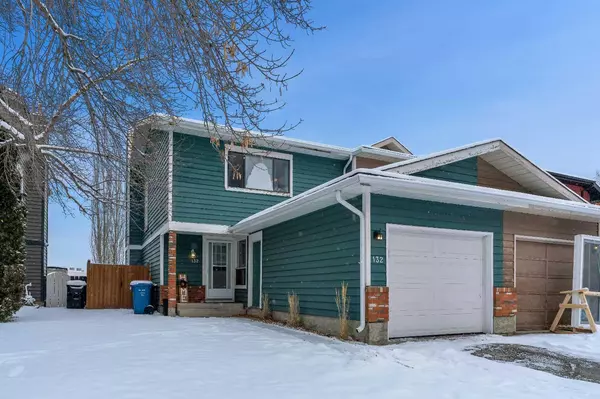 132 Midpark GDNS SE,  Calgary,  AB T2X 1N7