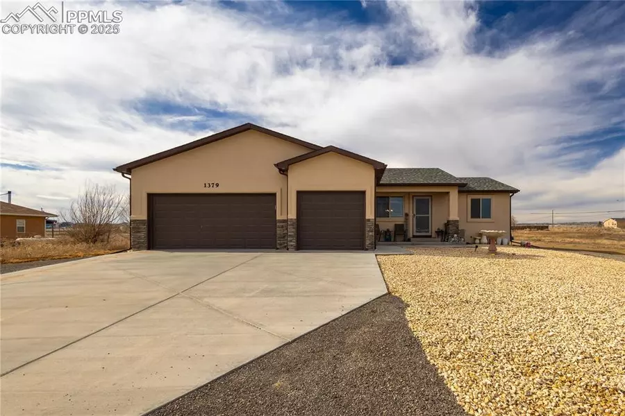 1379 N Dailey DR, Pueblo West, CO 81007