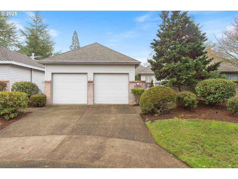 32380 SW LAKE DR, Wilsonville, OR 97070