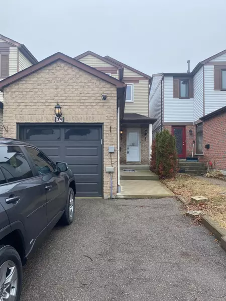 39 Wayford CRES, Toronto E11, ON M1B 3E3