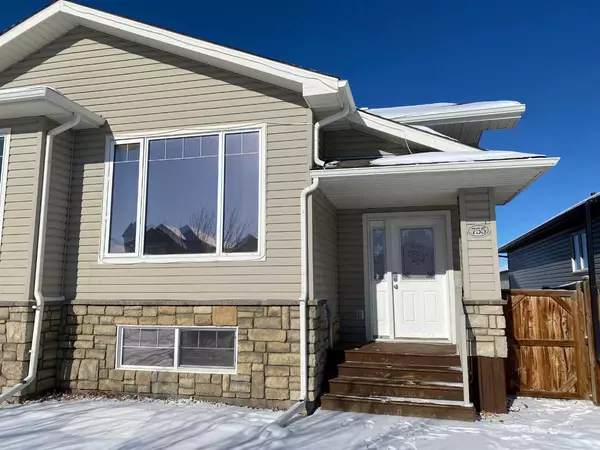 755 Mt Sundance LN W, Lethbridge, AB T1J 0T3