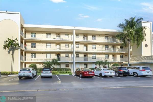 Jupiter, FL 33477,300 N Highway A1A  #102C