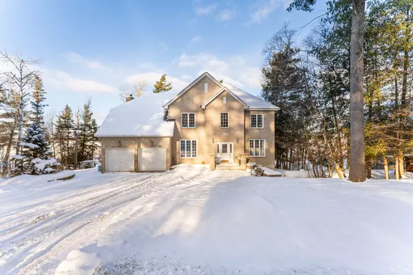 Constance Bay - Dunrobin - Kilmaurs - Woodlawn, ON K0A 1T0,3770 Armitage AVE