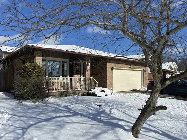 Niagara Falls, ON L2G 7P8,3284 Tramore CRES