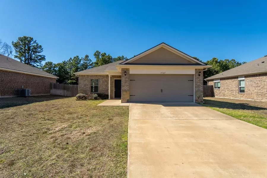 17367 Stacy Street, Lindale, TX 75771