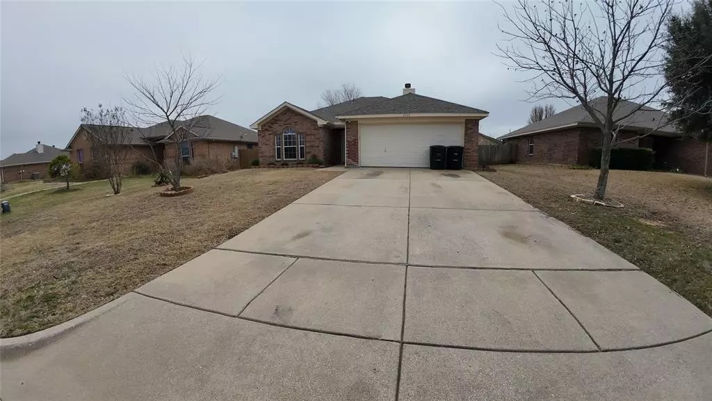 1639 Turtledove Drive, Cleburne, TX 76033