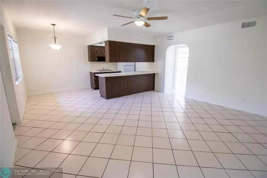 1423 SW 2nd Street  #6, Fort Lauderdale, FL 33312