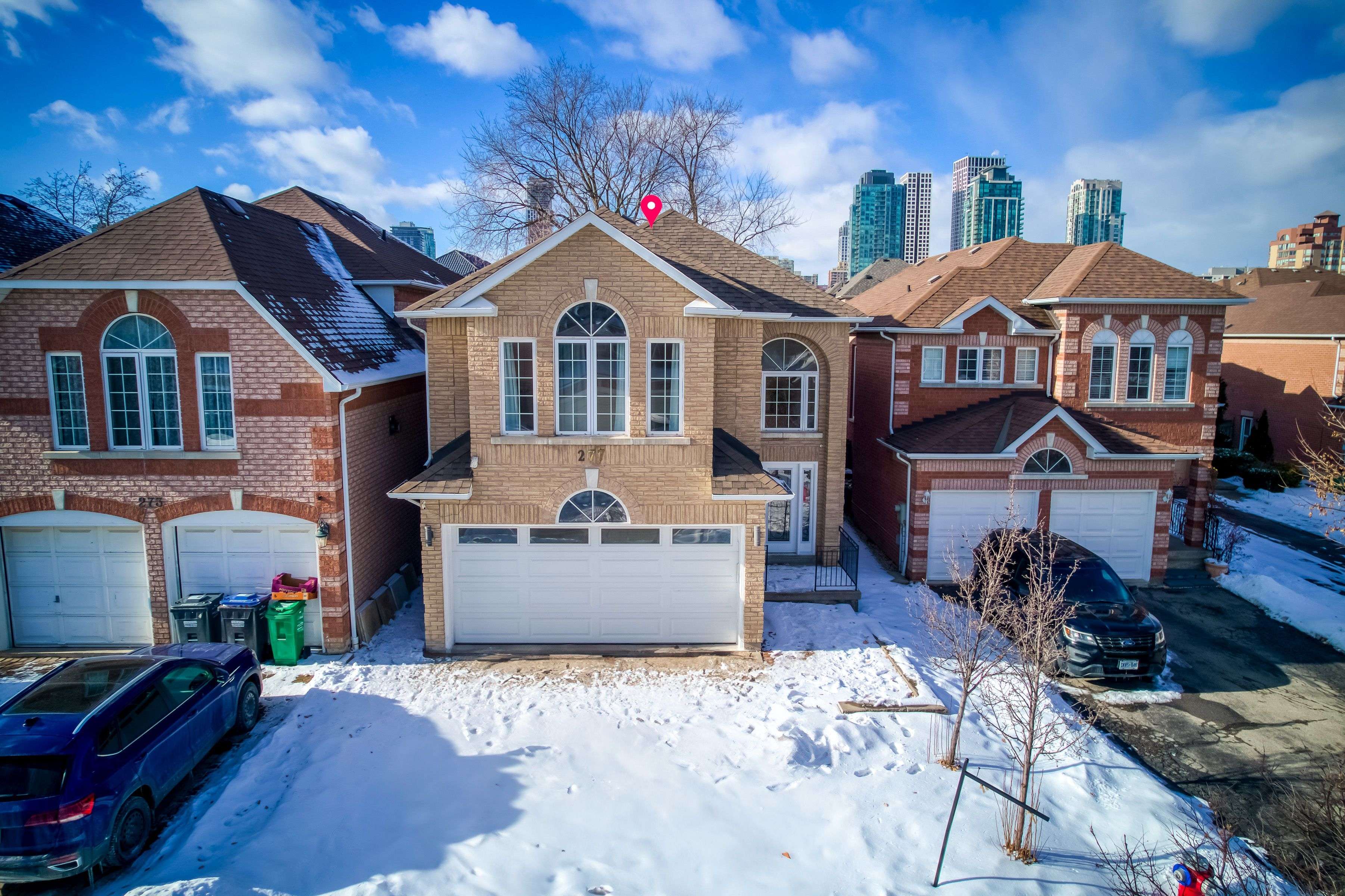 Mississauga, ON L5B 4C2,277 Cossack CT