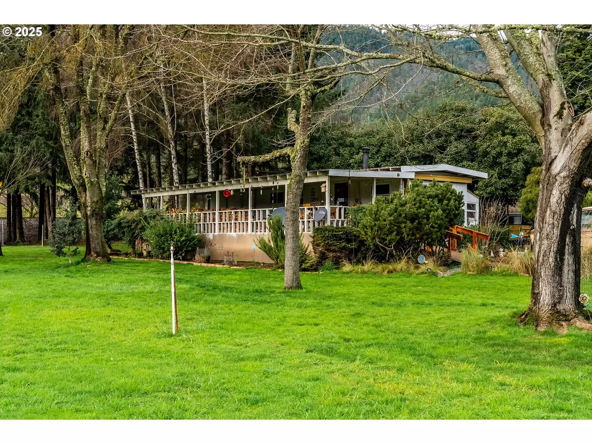 Myrtle Creek, OR 97457,660 MARKET LN