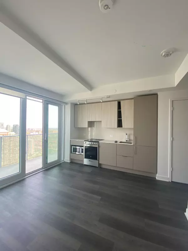 Mississauga, ON L5B 0M3,3900 Confederation Pkwy #2311