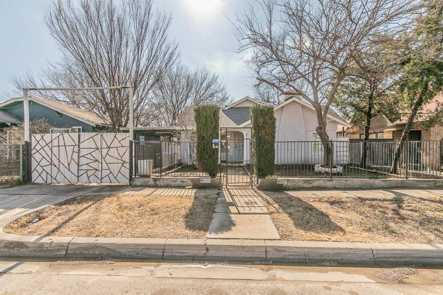 3524 Avenue M, Fort Worth, TX 76105