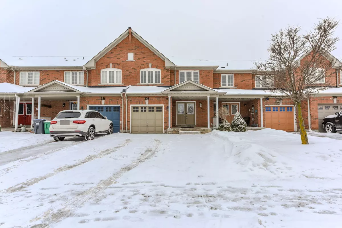 Brampton, ON L7A 3W5,258 Van Kirk DR