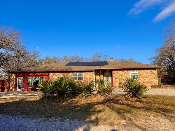 1854 FM 3043, Bowie, TX 76230