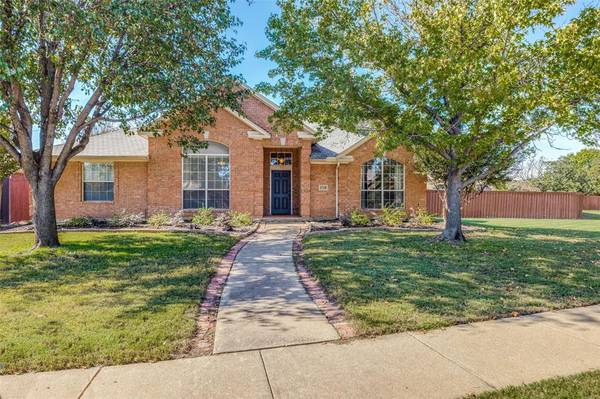 1716 Sawtooth Oak Trail, Keller, TX 76248